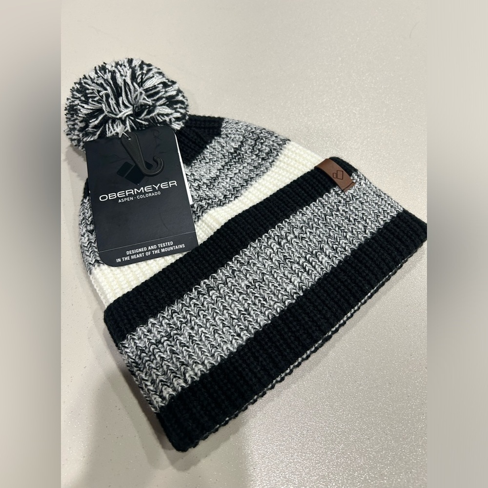 Obermeyer Men's Oakland Pom Beanie Black Grey Hat Foldover Cuff Acrylic NWT